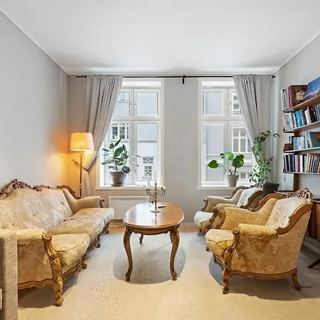 New Spacious & Cozy Hideaway With Location 아파트 베르겐