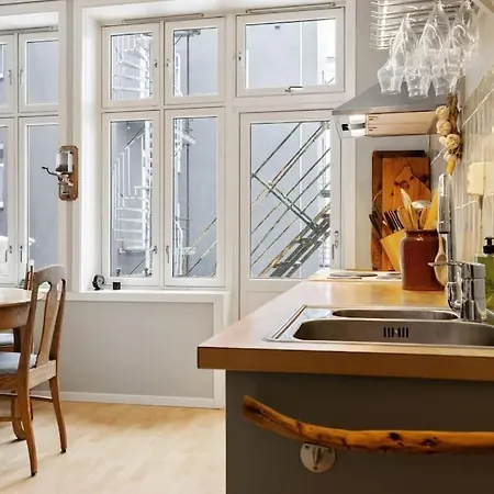아파트 New Spacious & Cozy Hideaway With Location 베르겐
